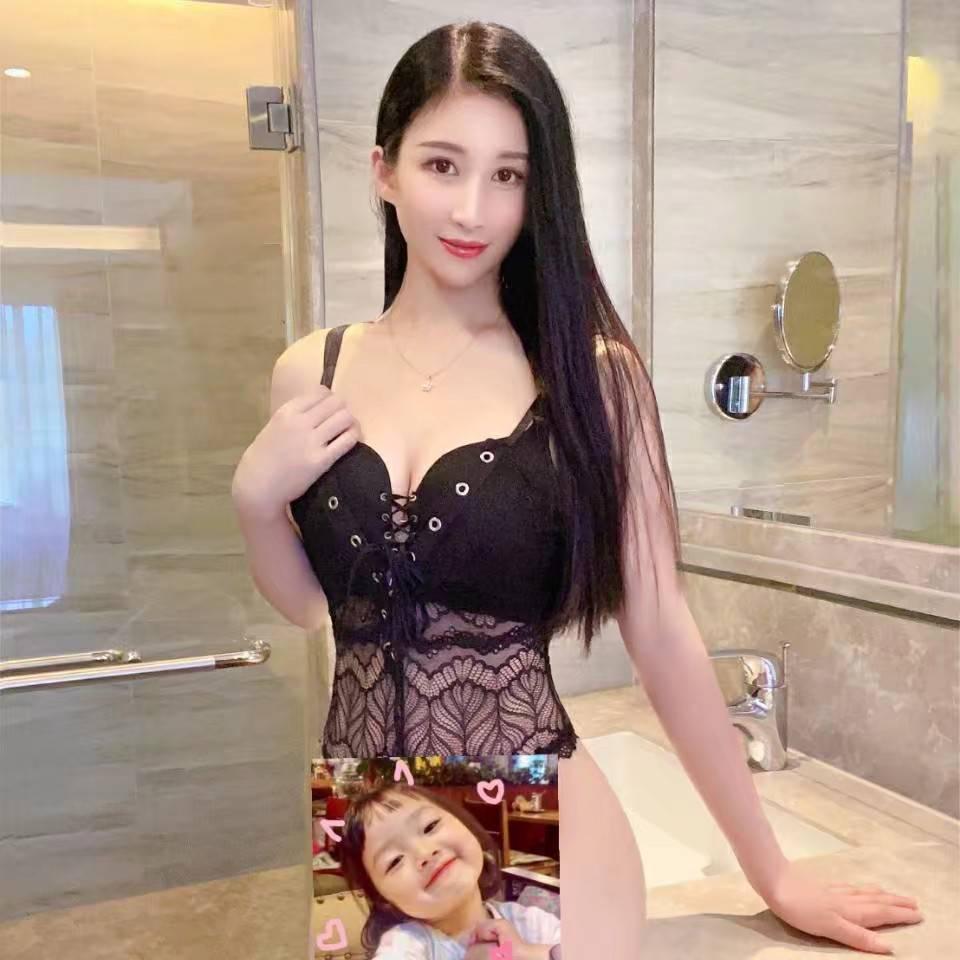 东站香吻课老师雅丽