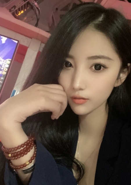 会吸会夹多水，爽歪歪的Sao妹妹，超会玩